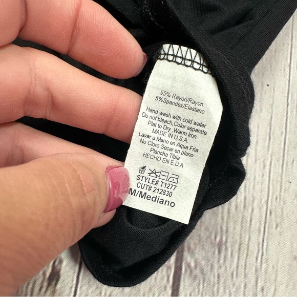 Boutique NWT Knit top with ruffle sleeve goth whisygoth minimalist casual - Picture 8 of 11